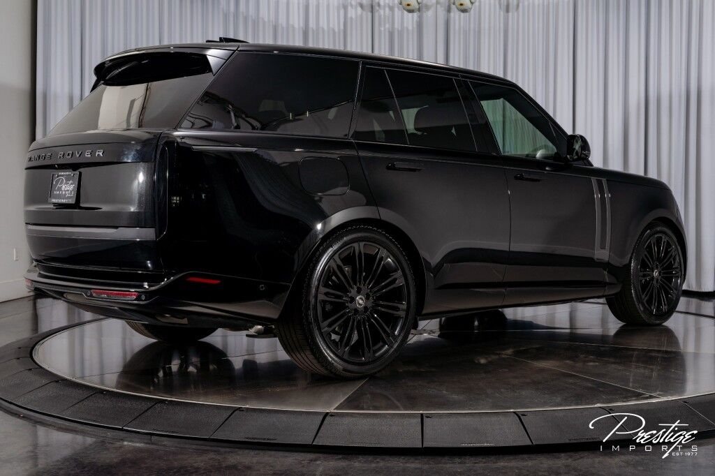 2025 Land Rover Range Rover SE North Miami Beach FL