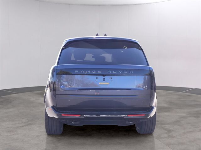 2025 Land Rover Range Rover SE Oshkosh WI