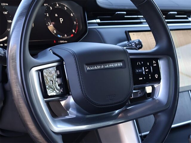 2025 Land Rover Range Rover SE Oshkosh WI