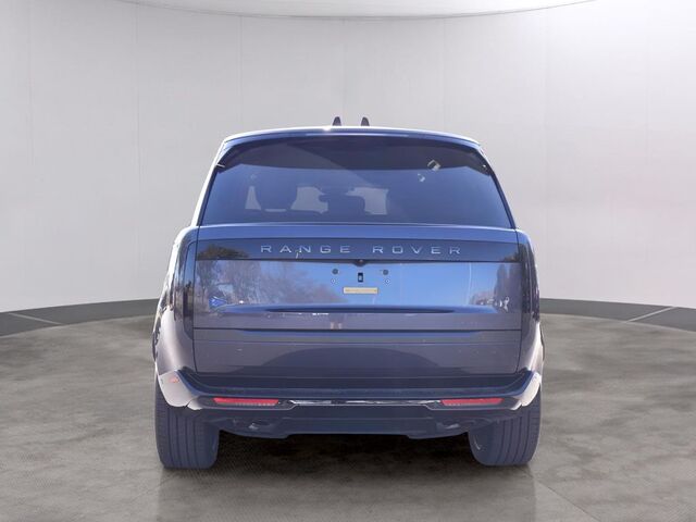 2025 Land Rover Range Rover SE Oshkosh WI