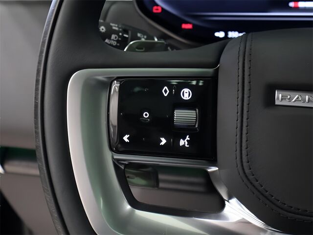 2025 Land Rover Range Rover SE Oshkosh WI