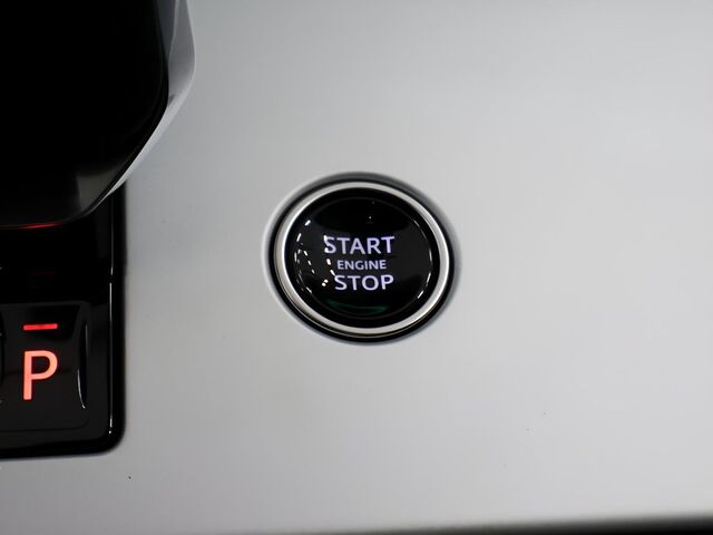 2025 Land Rover Range Rover SE Oshkosh WI