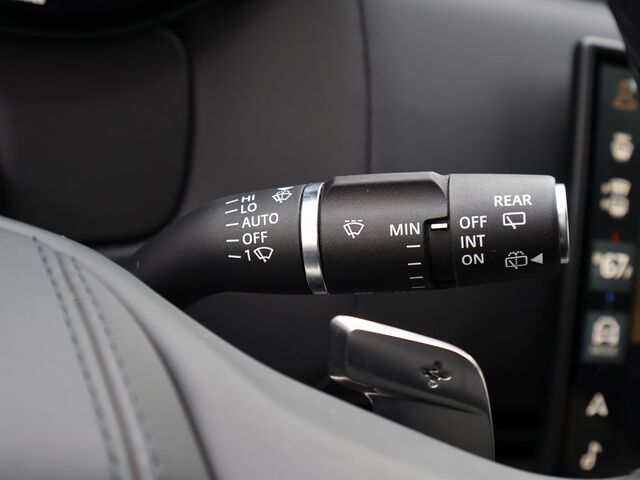 2025 Land Rover Range Rover SE Oshkosh WI