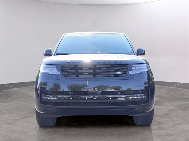 2025 Land Rover Range Rover SE Oshkosh WI