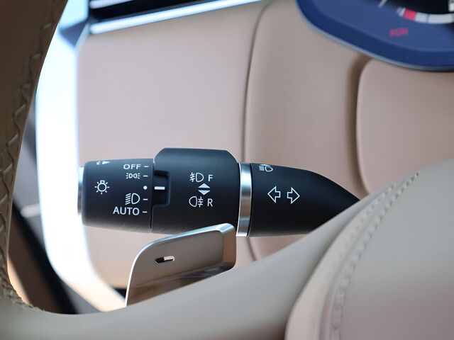 2025 Land Rover Range Rover SE Oshkosh WI