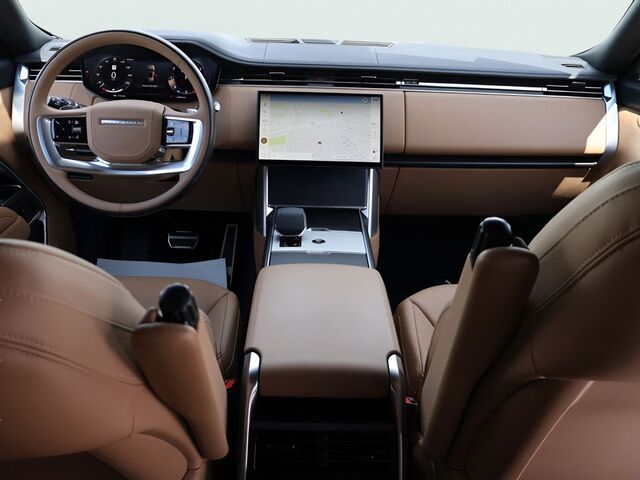 2025 Land Rover Range Rover SE Oshkosh WI