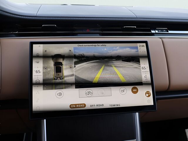 2025 Land Rover Range Rover SE Oshkosh WI