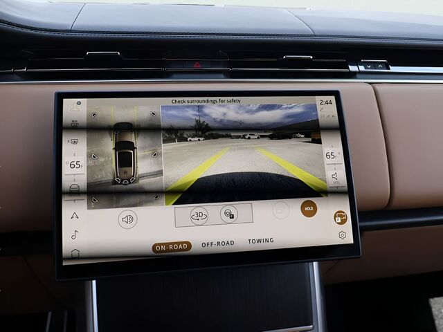 2025 Land Rover Range Rover SE Oshkosh WI