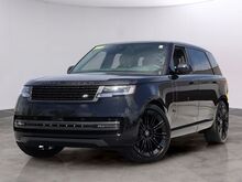 2025_Land Rover_Range Rover_SE_ Oshkosh WI