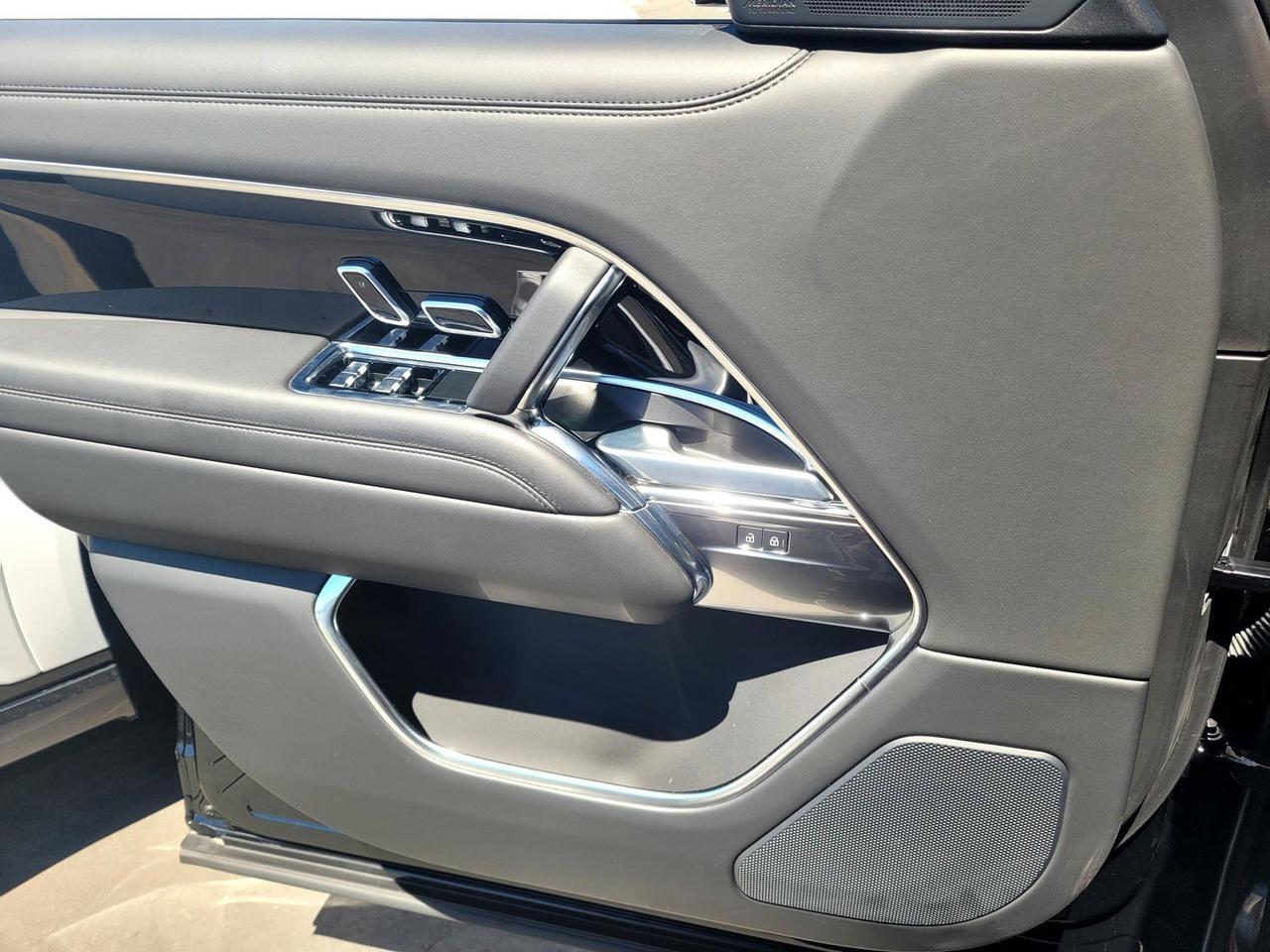 2025 Land Rover Range Rover SE Roseville CA