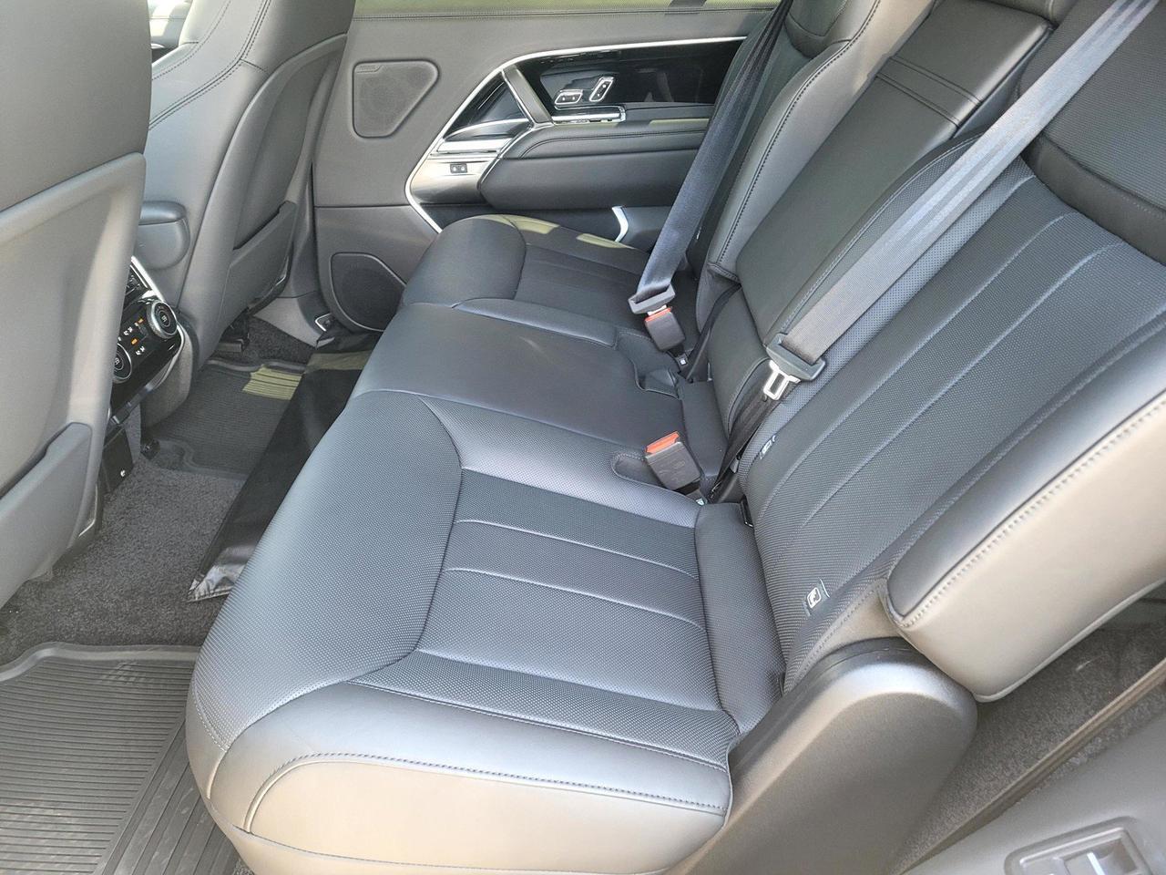 2025 Land Rover Range Rover SE Roseville CA
