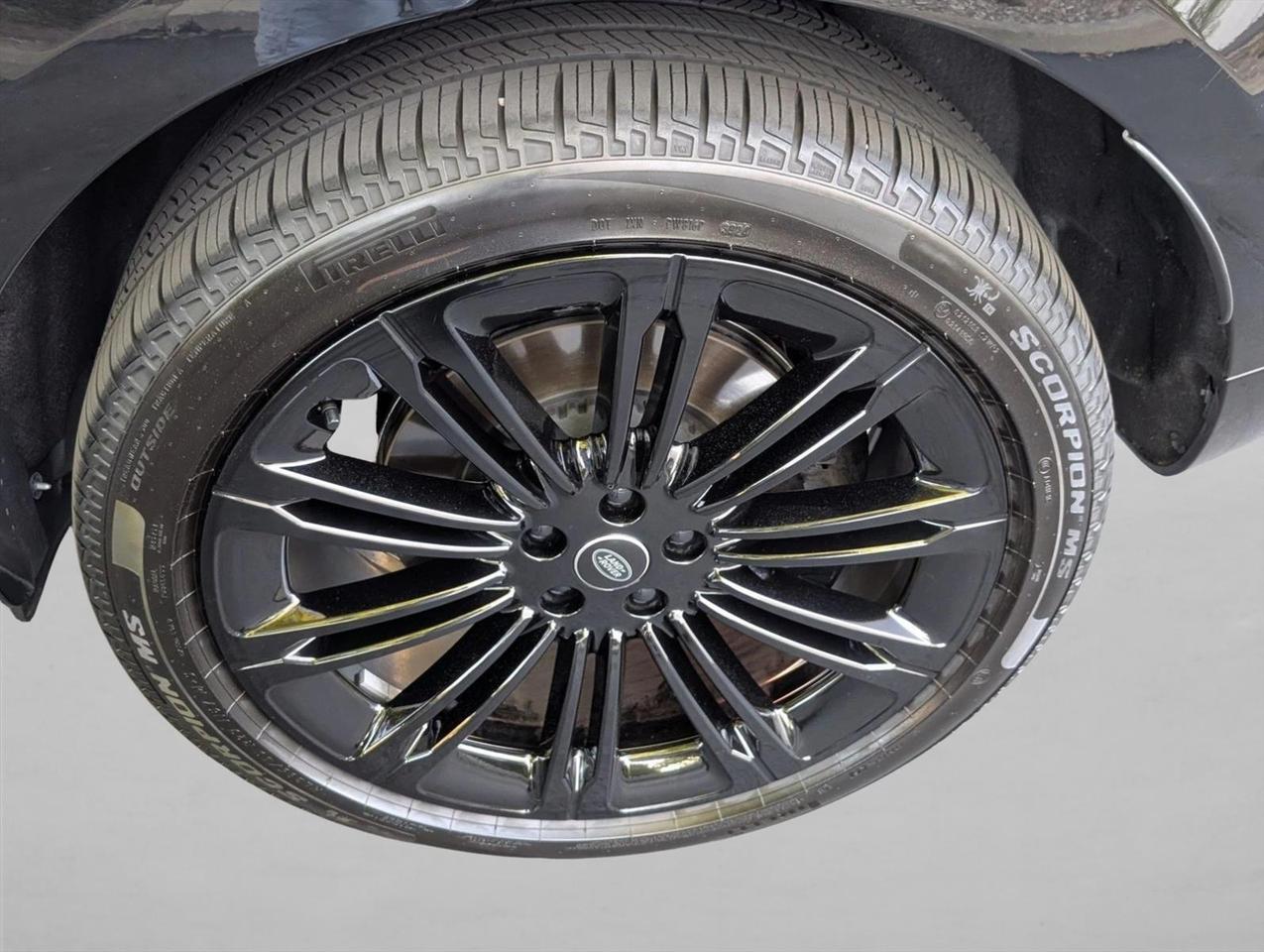 2025 Land Rover Range Rover SE Roseville CA