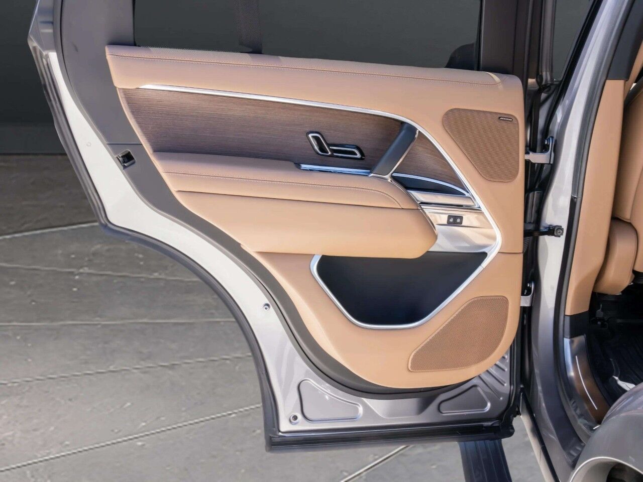 2025 Land Rover Range Rover SE San Antonio TX