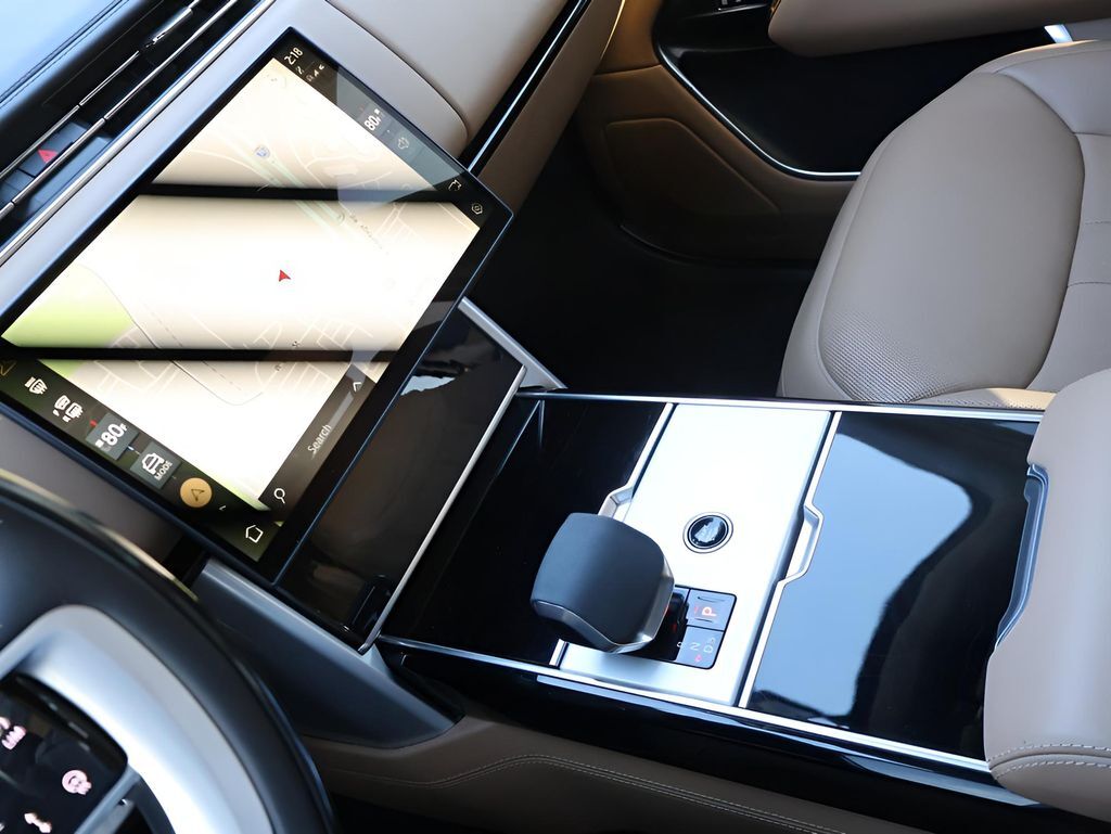 2025 Land Rover Range Rover SE San Clemente CA