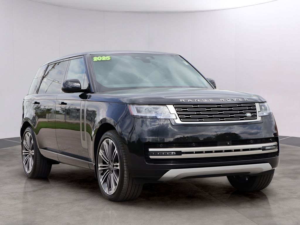 2025 Land Rover Range Rover SE