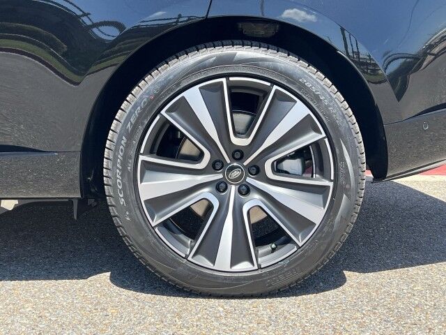 2025 Land Rover Range Rover SE San Juan TX
