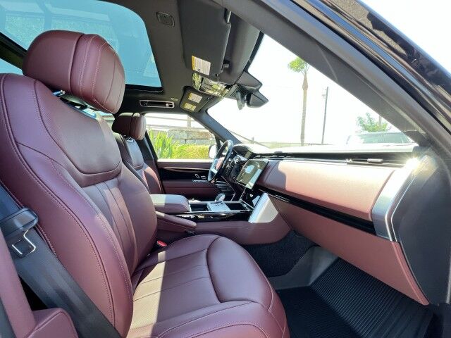 2025 Land Rover Range Rover SE San Juan TX