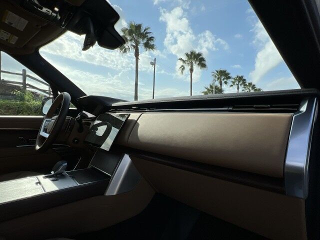 2025 Land Rover Range Rover SE San Juan TX