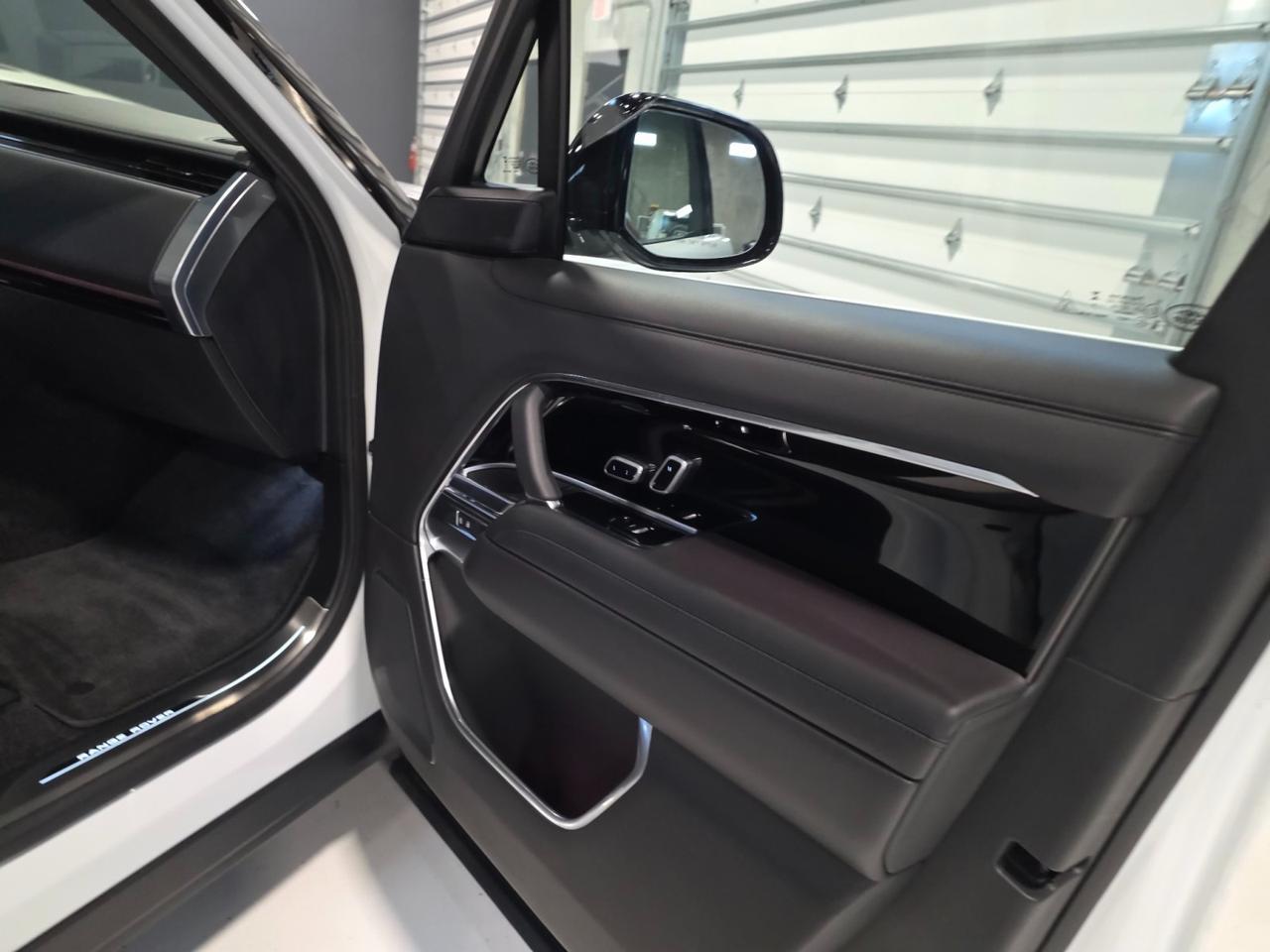 2025 Land Rover Range Rover SE Scottsdale AZ