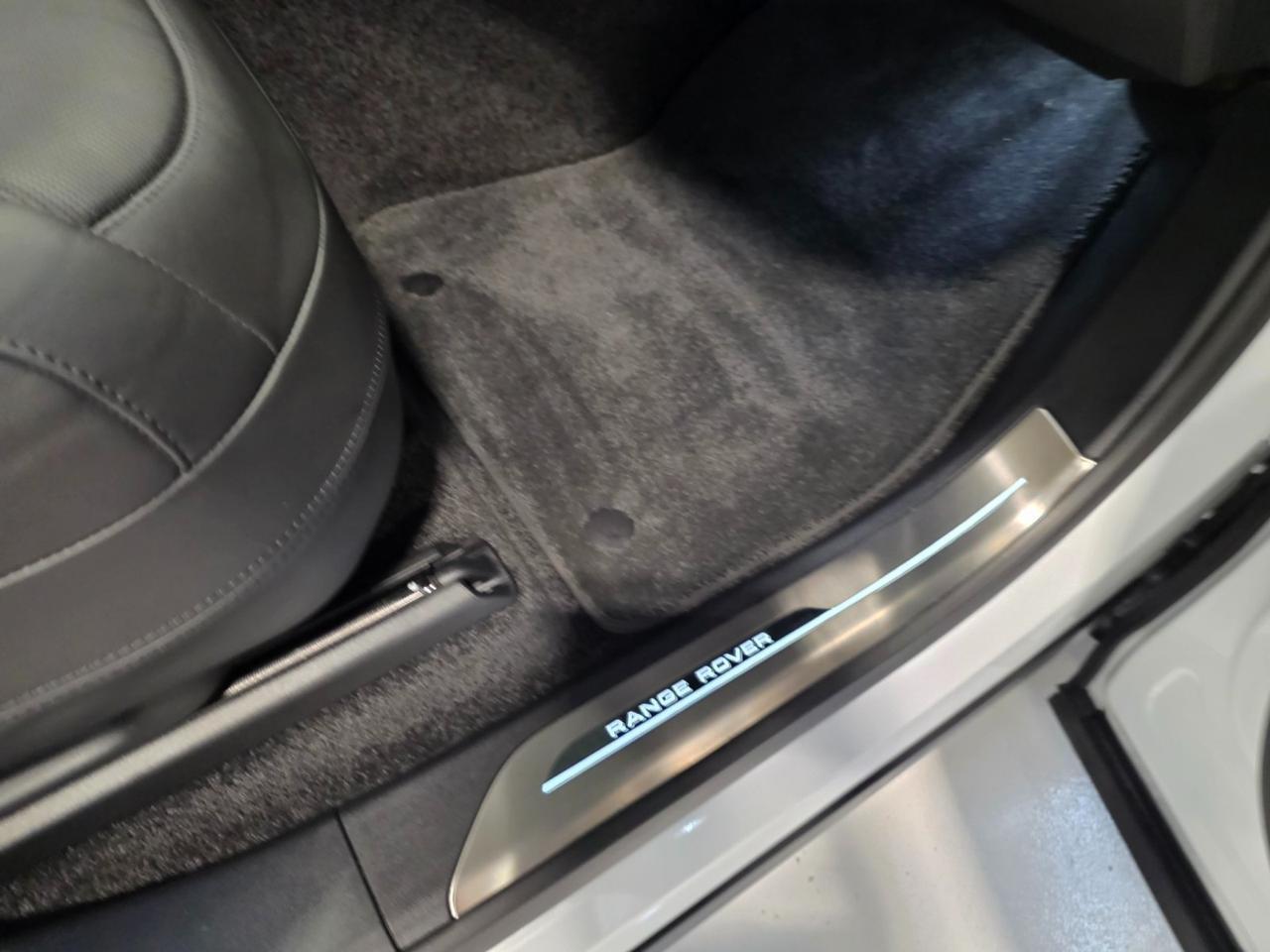 2025 Land Rover Range Rover SE Scottsdale AZ