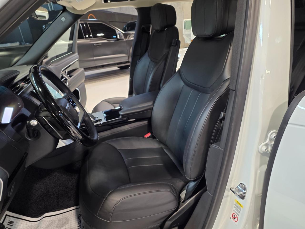 2025 Land Rover Range Rover SE Scottsdale AZ