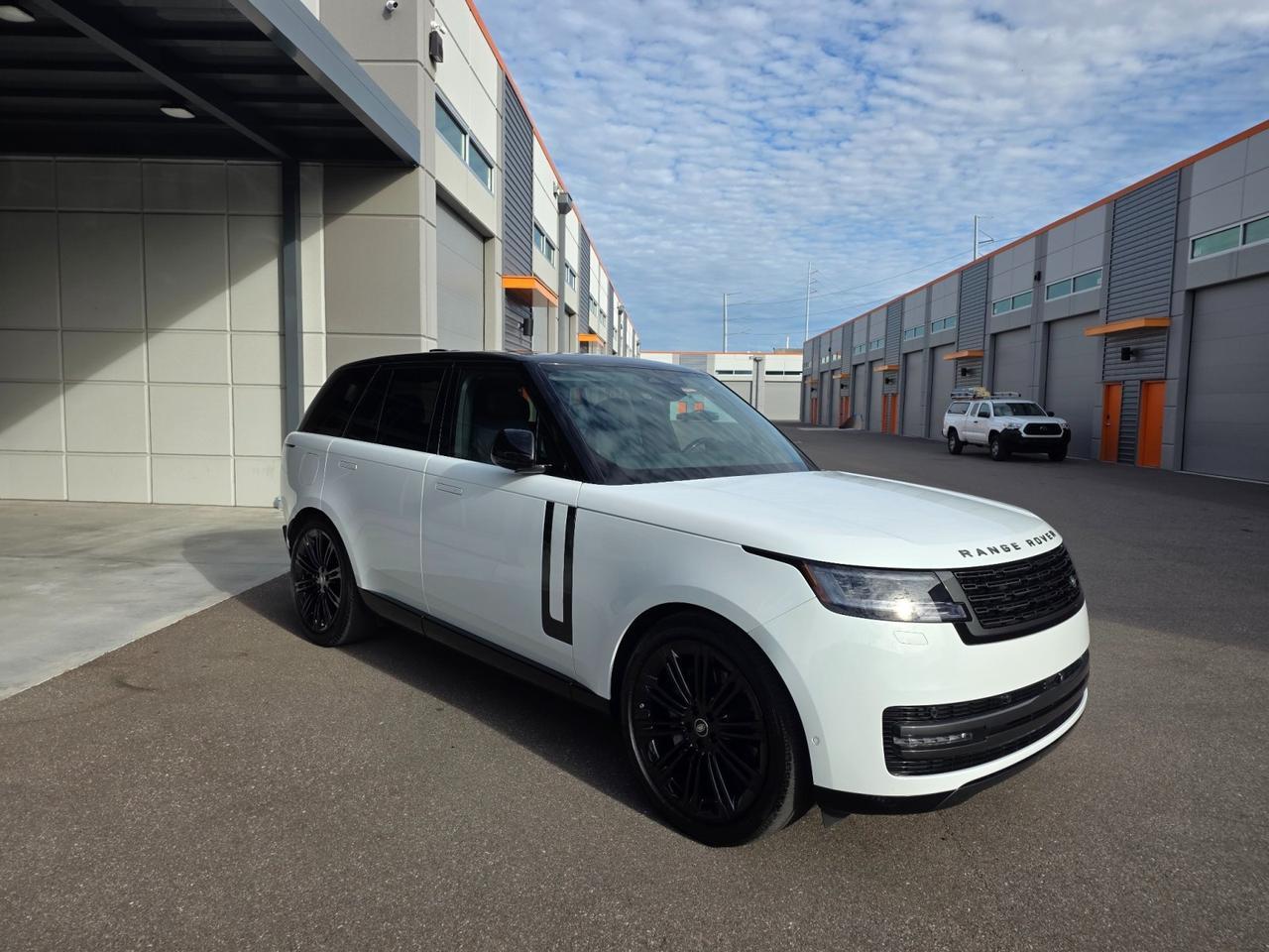 2025 Land Rover Range Rover SE Scottsdale AZ