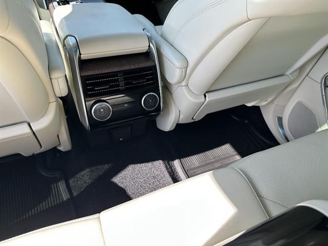 2025 Land Rover Range Rover SE Tucson AZ