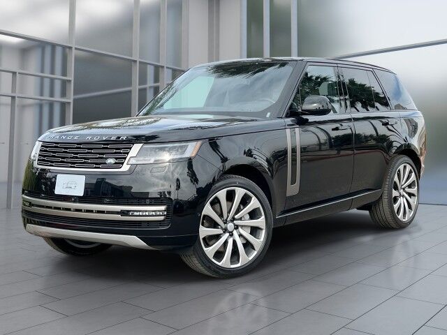 2025 Land Rover Range Rover SE V8
