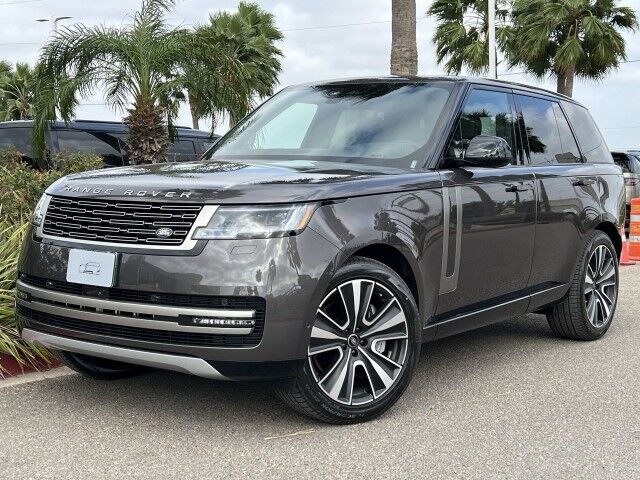 2025 Land Rover Range Rover SE V8