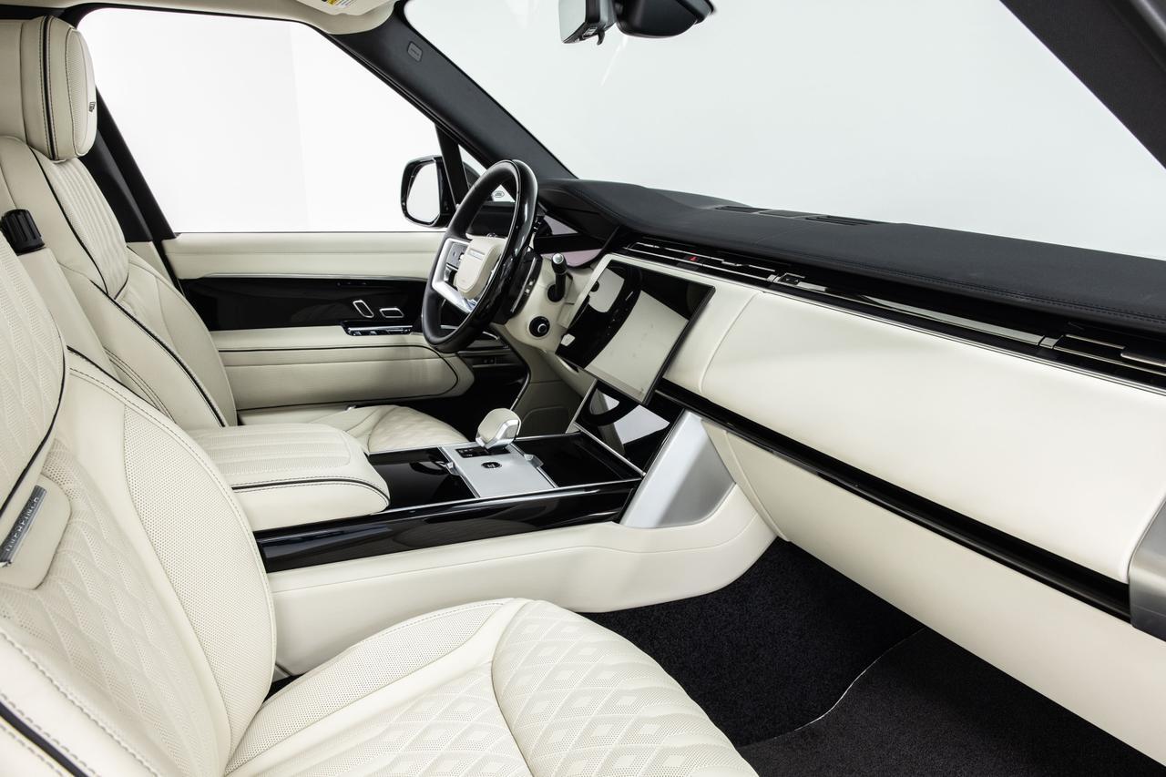 2025 Land Rover Range Rover SE Danville VA