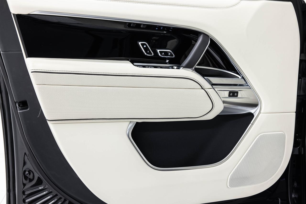 2025 Land Rover Range Rover SE Danville VA