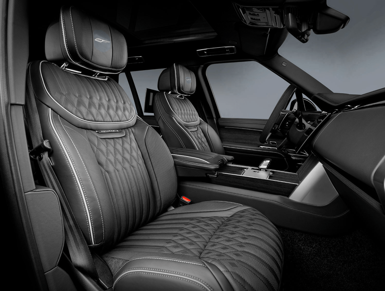 2025 Land Rover Range Rover SE