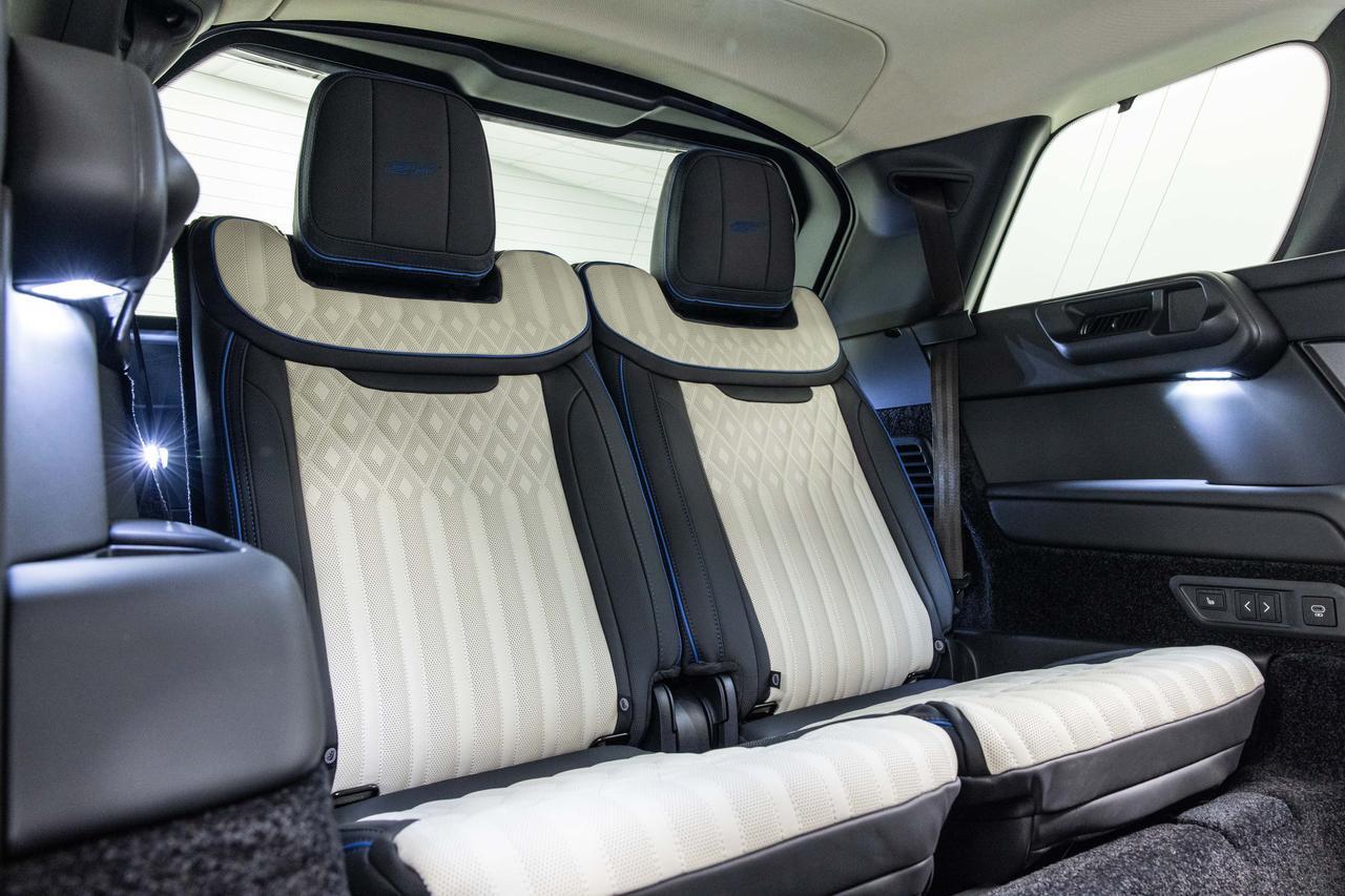 2025 Land Rover Range Rover SE Danville VA