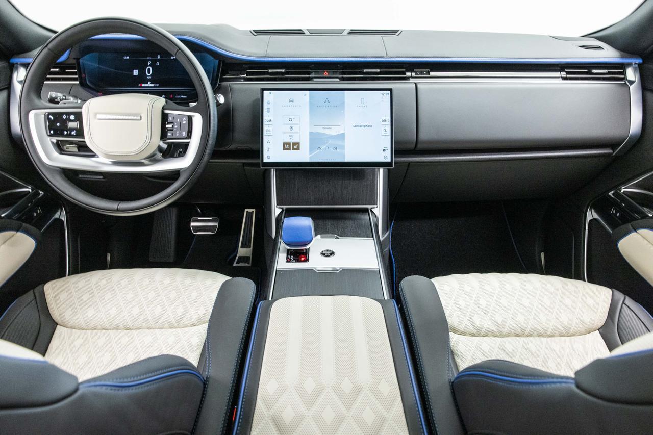 2025 Land Rover Range Rover SE Danville VA