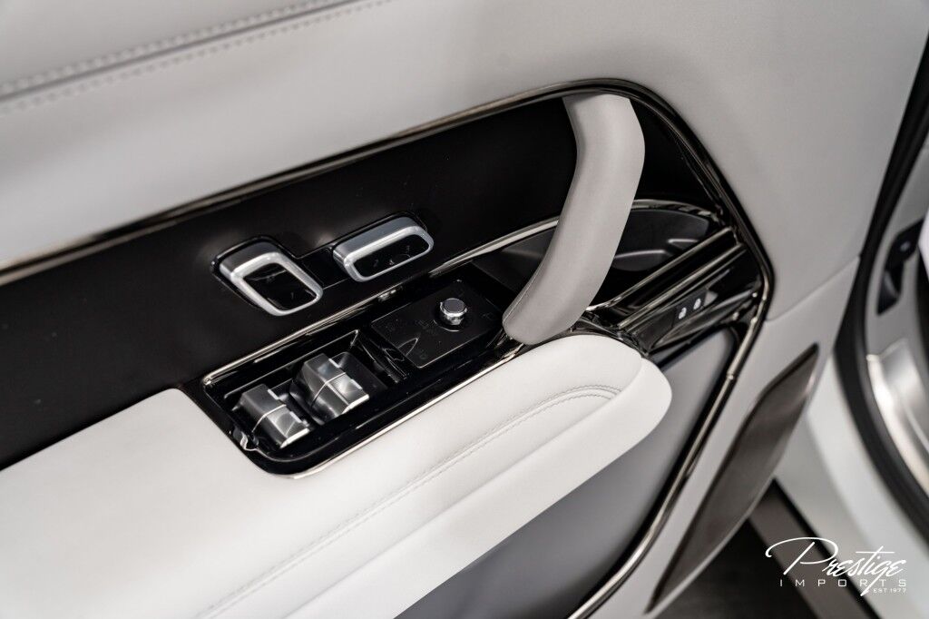 2025 Land Rover Range Rover SV North Miami Beach FL