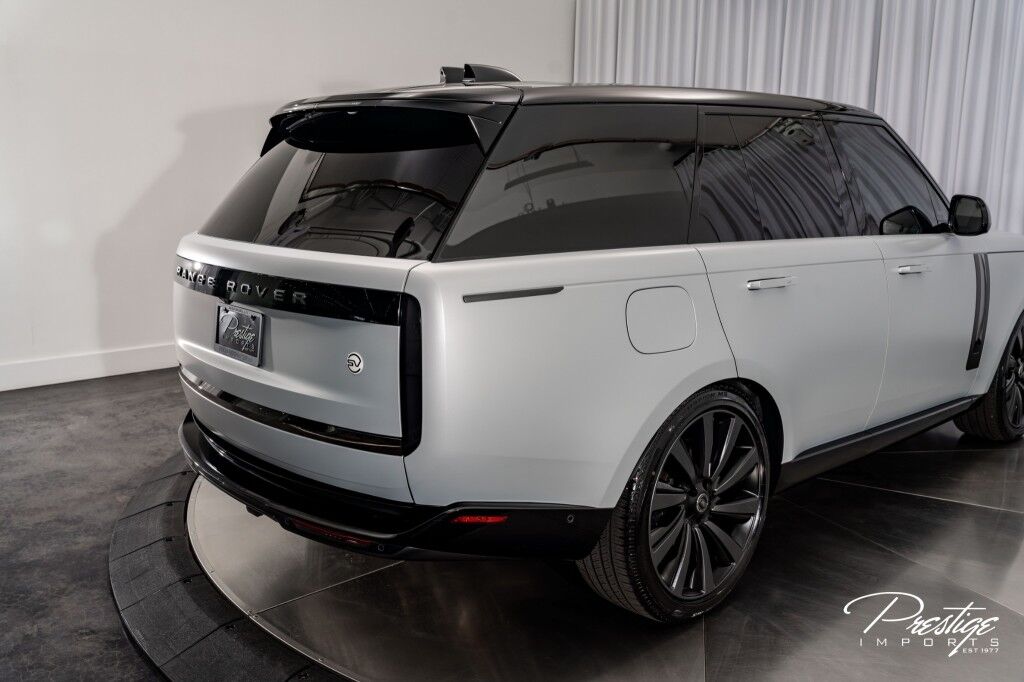2025 Land Rover Range Rover SV North Miami Beach FL