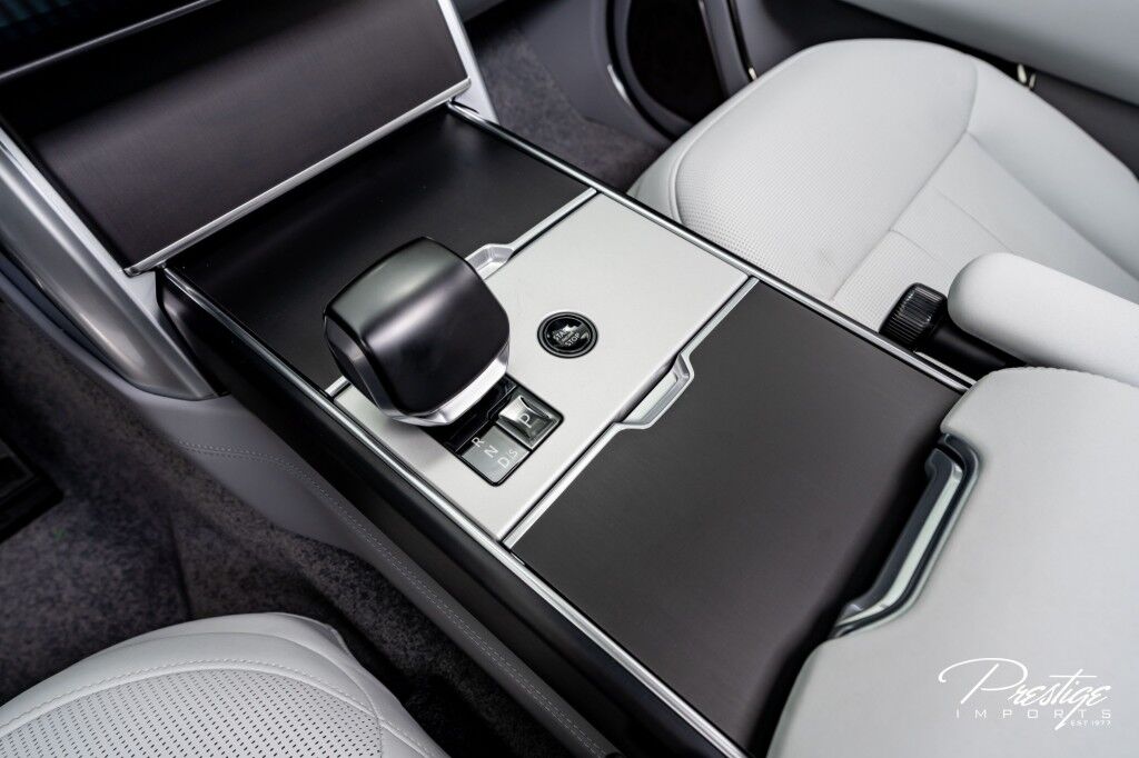 2025 Land Rover Range Rover SV North Miami Beach FL