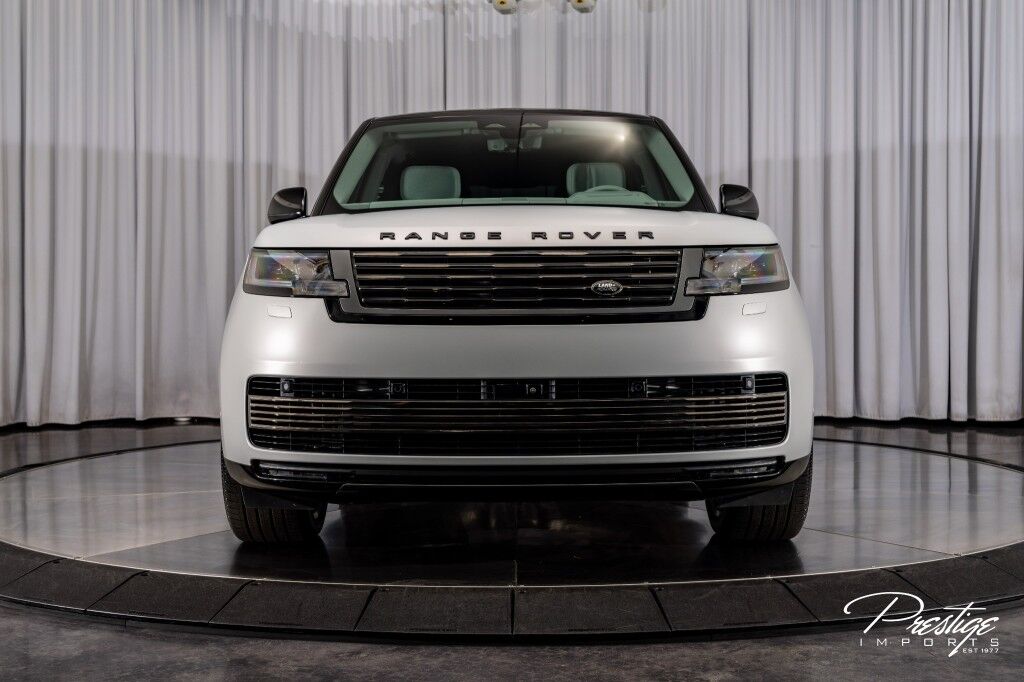 2025 Land Rover Range Rover SV North Miami Beach FL