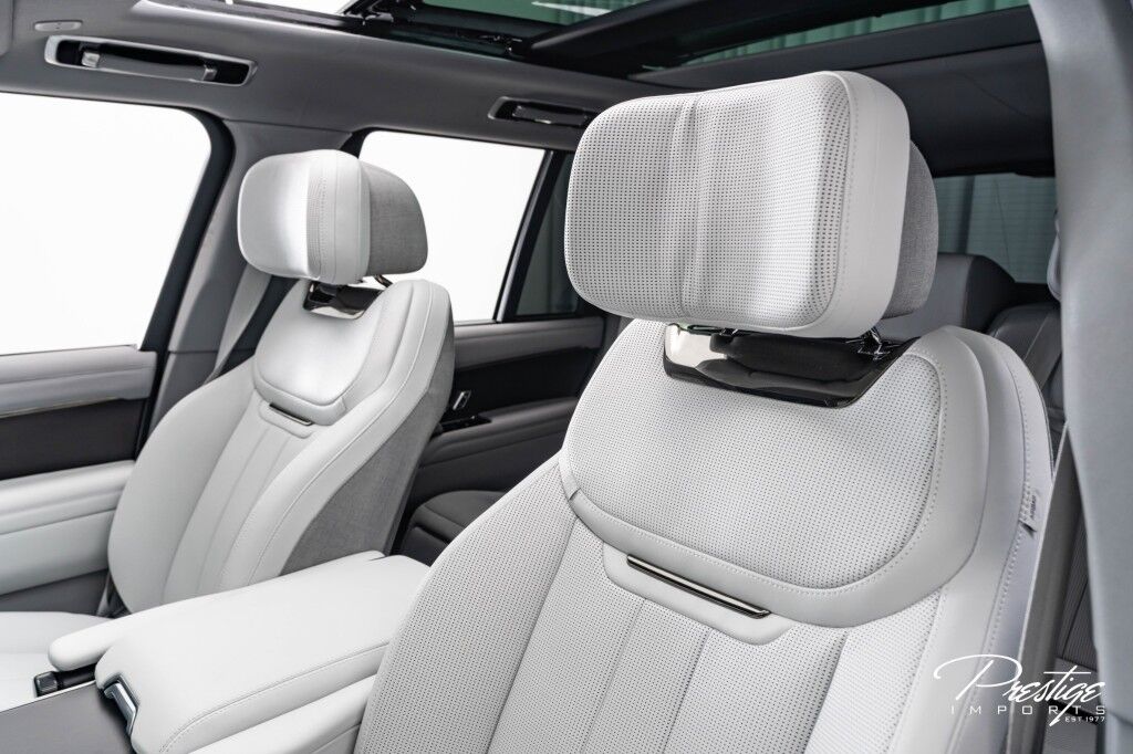 2025 Land Rover Range Rover SV North Miami Beach FL