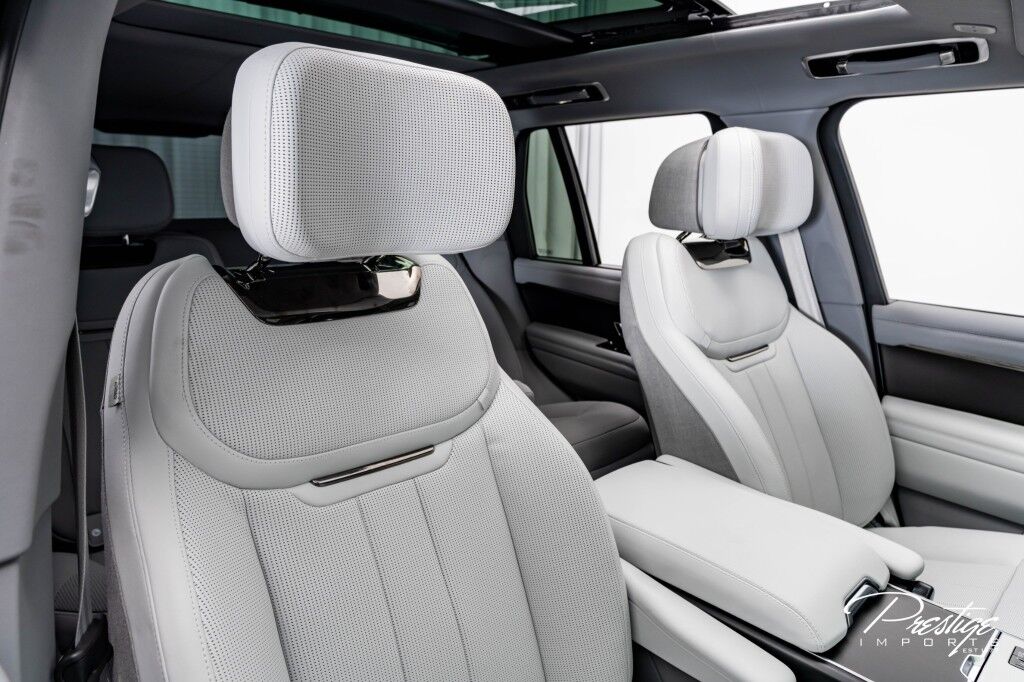 2025 Land Rover Range Rover SV North Miami Beach FL