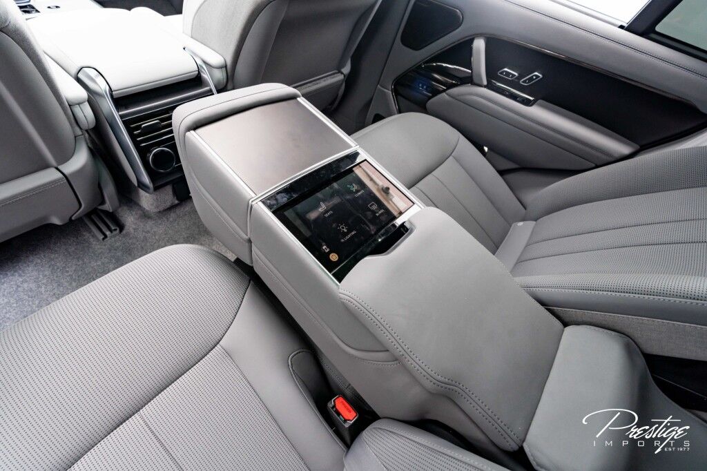 2025 Land Rover Range Rover SV North Miami Beach FL