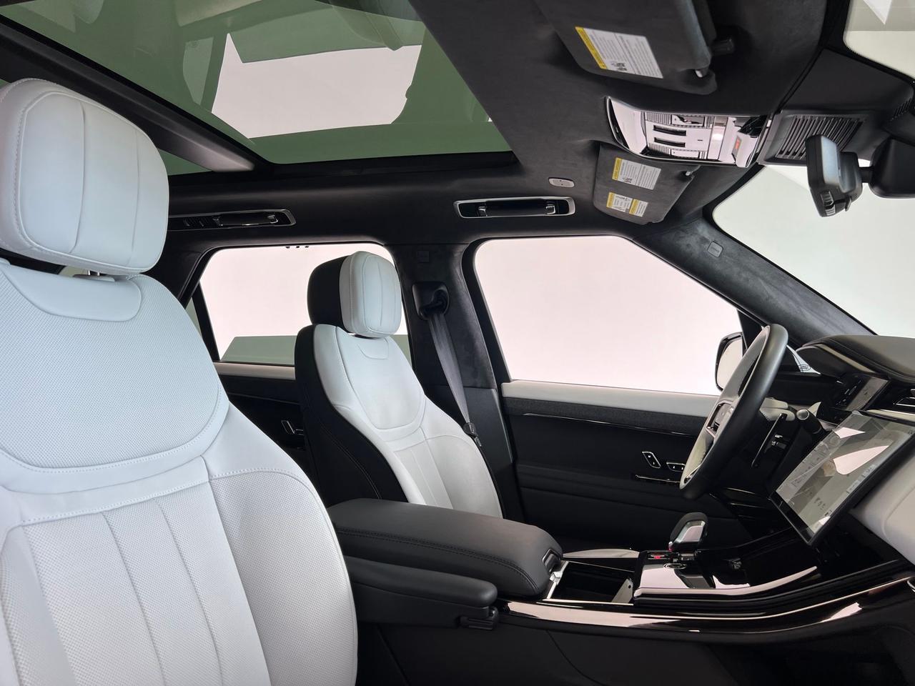 2025 Land Rover Range Rover Sport Plug-in Hybrid Autobiography Indianapolis IN