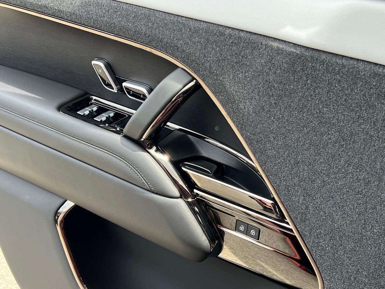 2025 Land Rover Range Rover Sport Plug-in Hybrid Autobiography Indianapolis IN