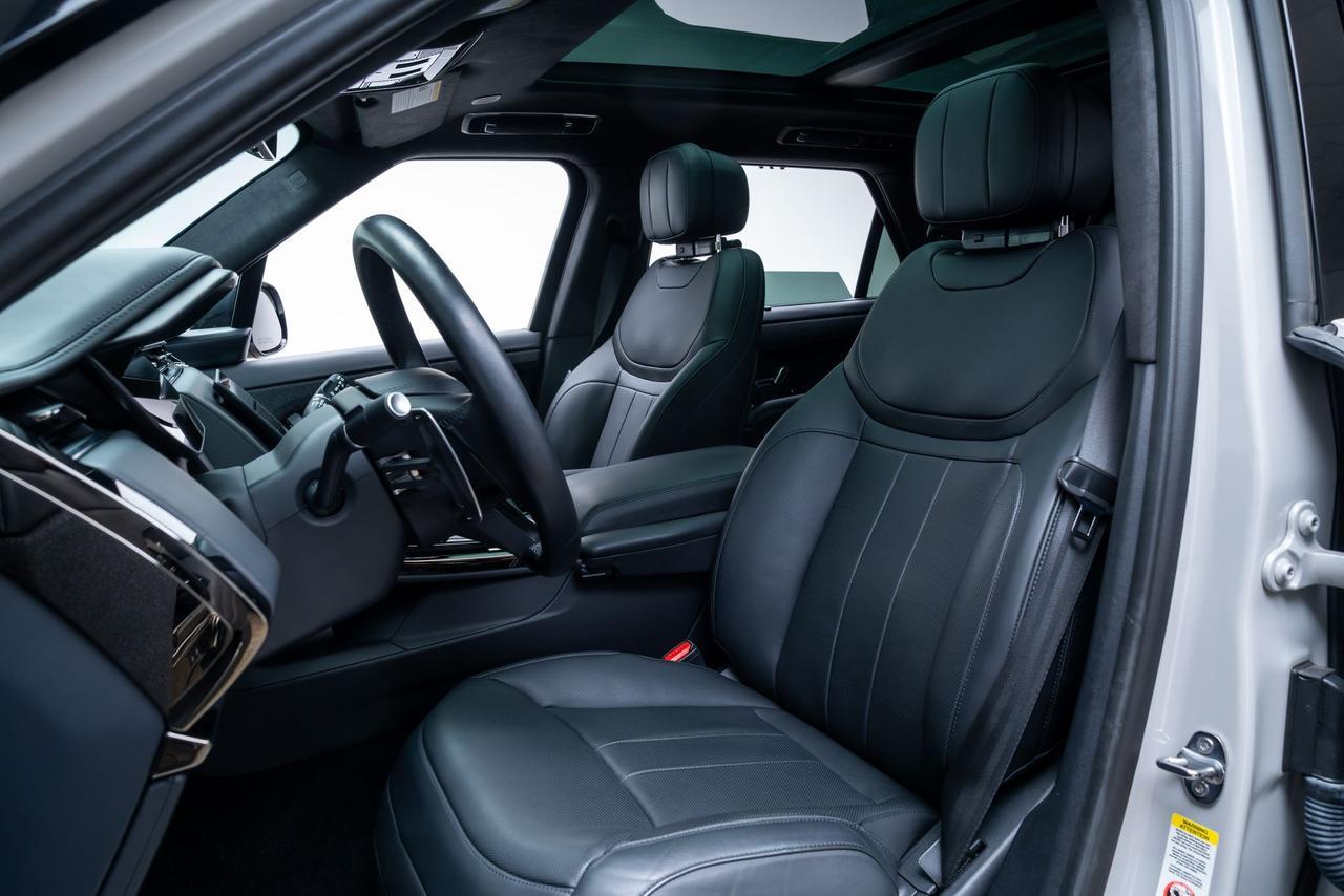 2025 Land Rover Range Rover Sport Plug-in Hybrid Autobiography Meridian 3D Sound Massage Seats Portland OR