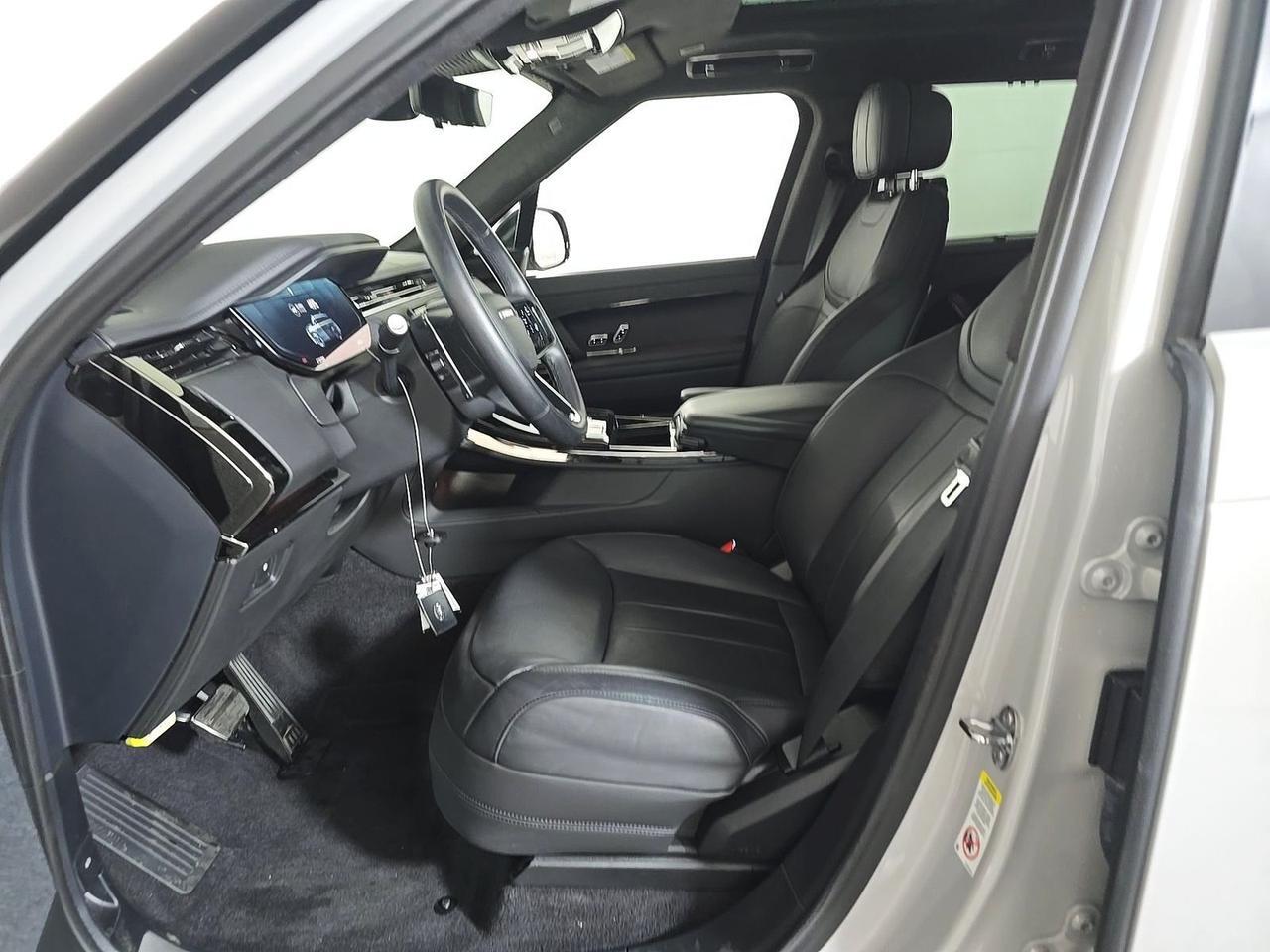 2025 Land Rover Range Rover Sport Plug-in Hybrid Autobiography Meridian 3D Sound Massage Seats Portland OR