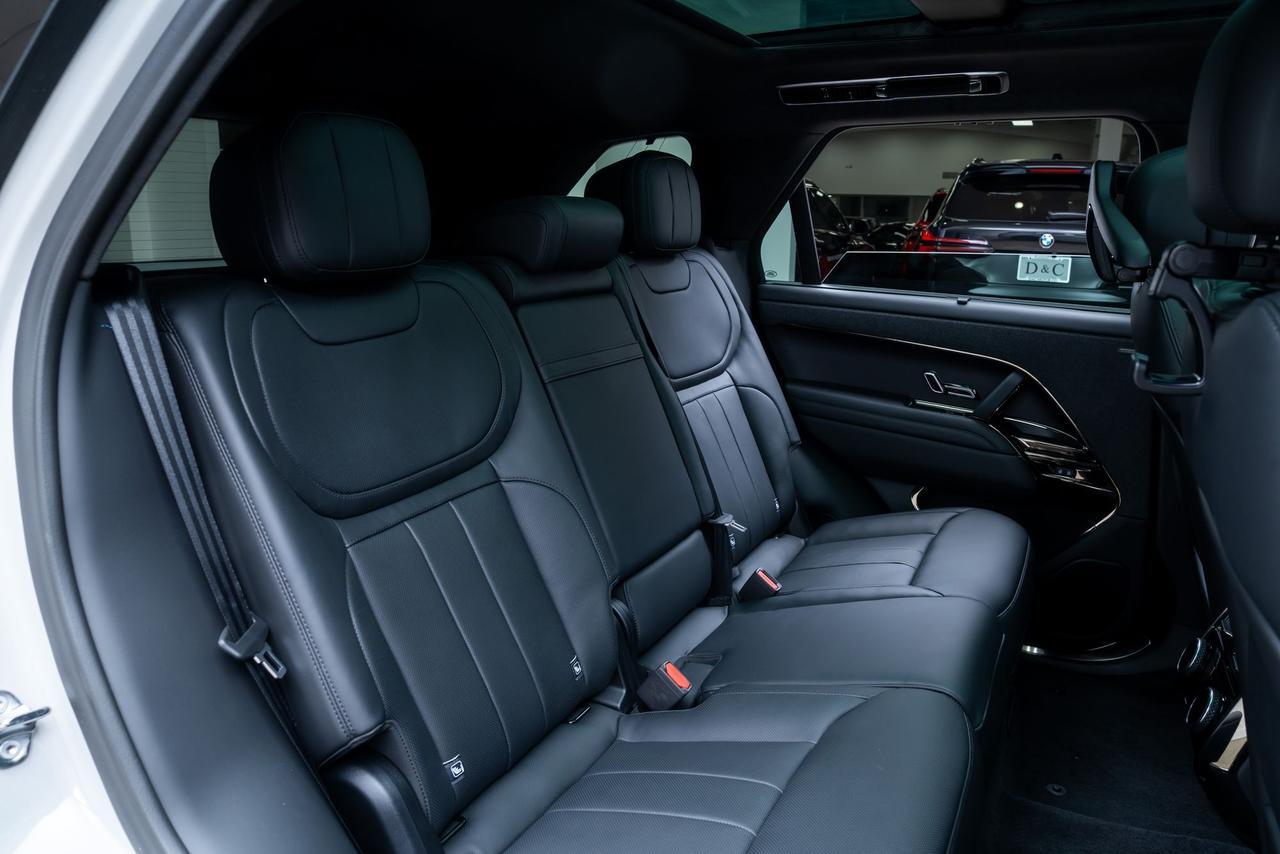 2025 Land Rover Range Rover Sport Plug-in Hybrid Autobiography Meridian 3D Sound Massage Seats Portland OR