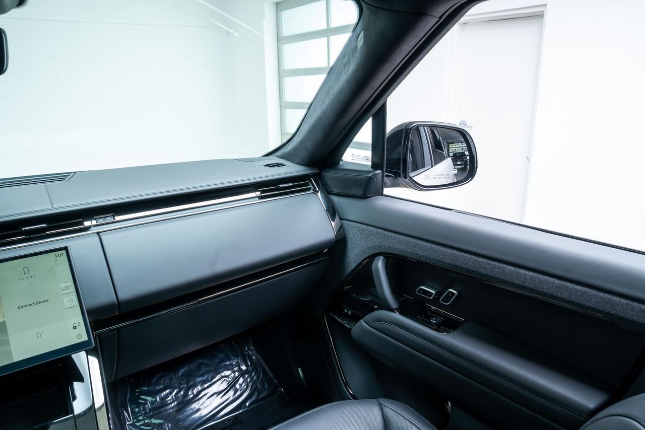 2025 Land Rover Range Rover Sport Plug-in Hybrid Autobiography Meridian 3D Sound Massage Seats Portland OR