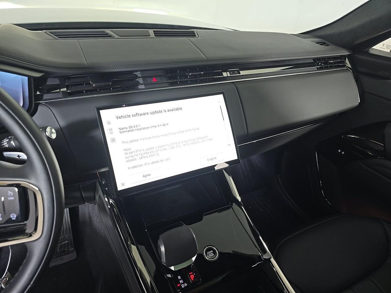 2025 Land Rover Range Rover Sport Plug-in Hybrid Autobiography Meridian 3D Sound Massage Seats Portland OR
