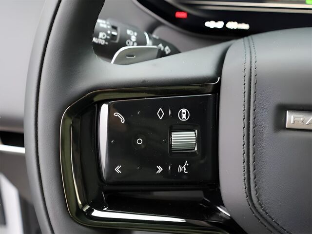 2025 Land Rover Range Rover Sport Plug-in Hybrid Dynamic SE Oshkosh WI