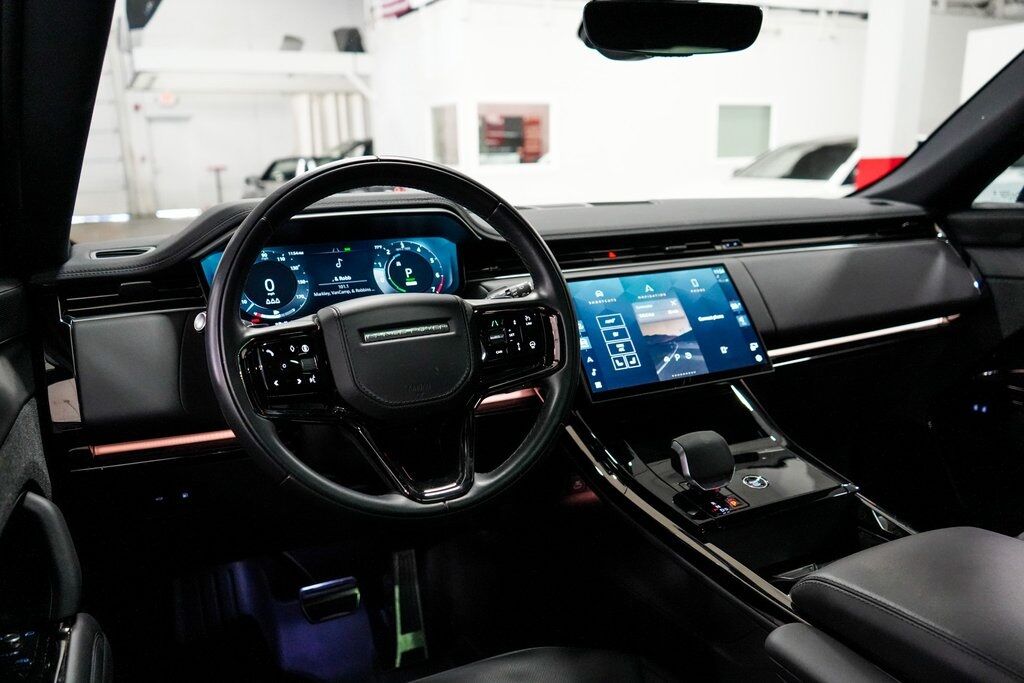 2025 Land Rover Range Rover Sport P460e Dynamic SE photo 21
